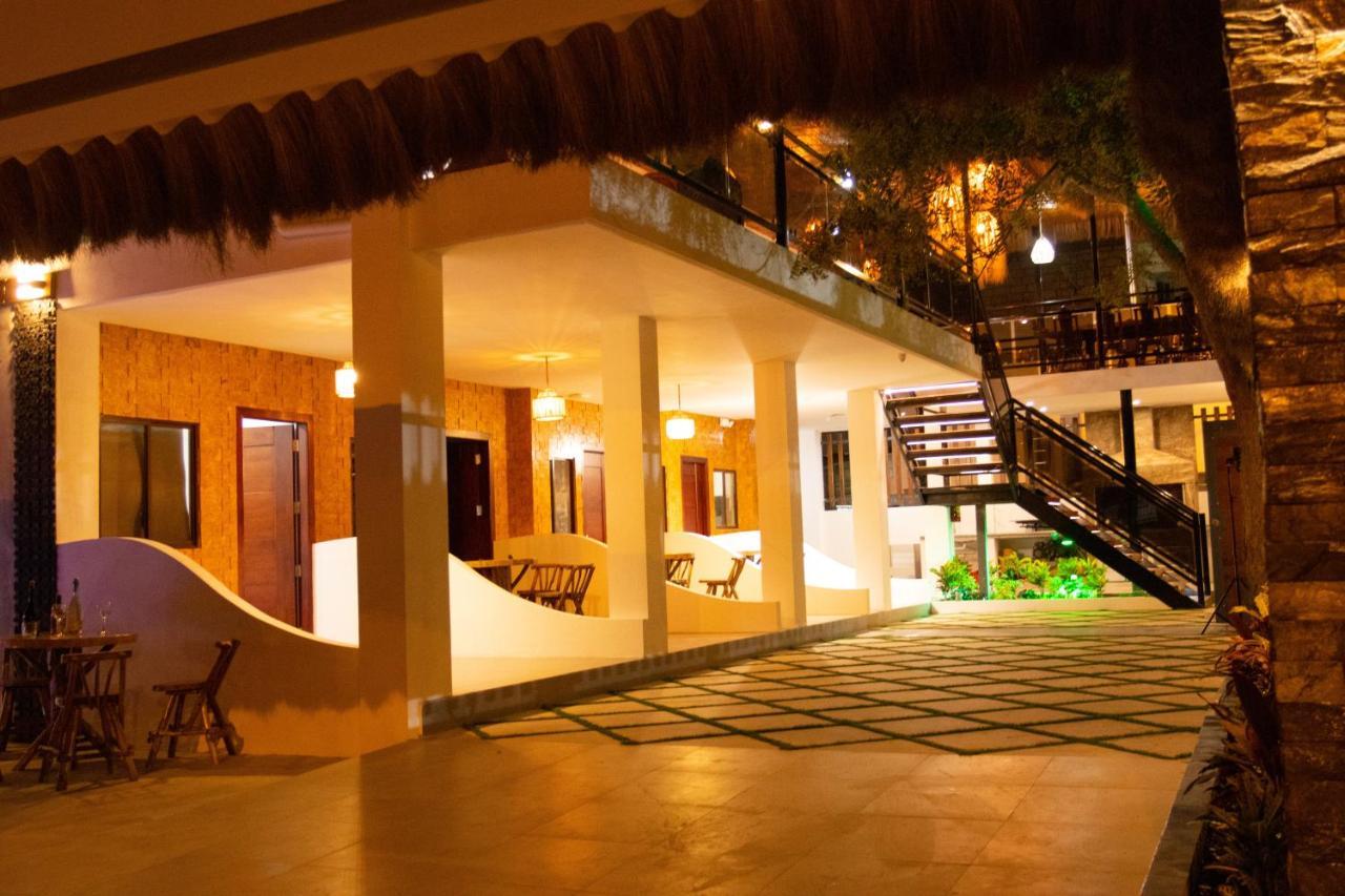 Hotel Seahorse أفايانغو المظهر الخارجي الصورة